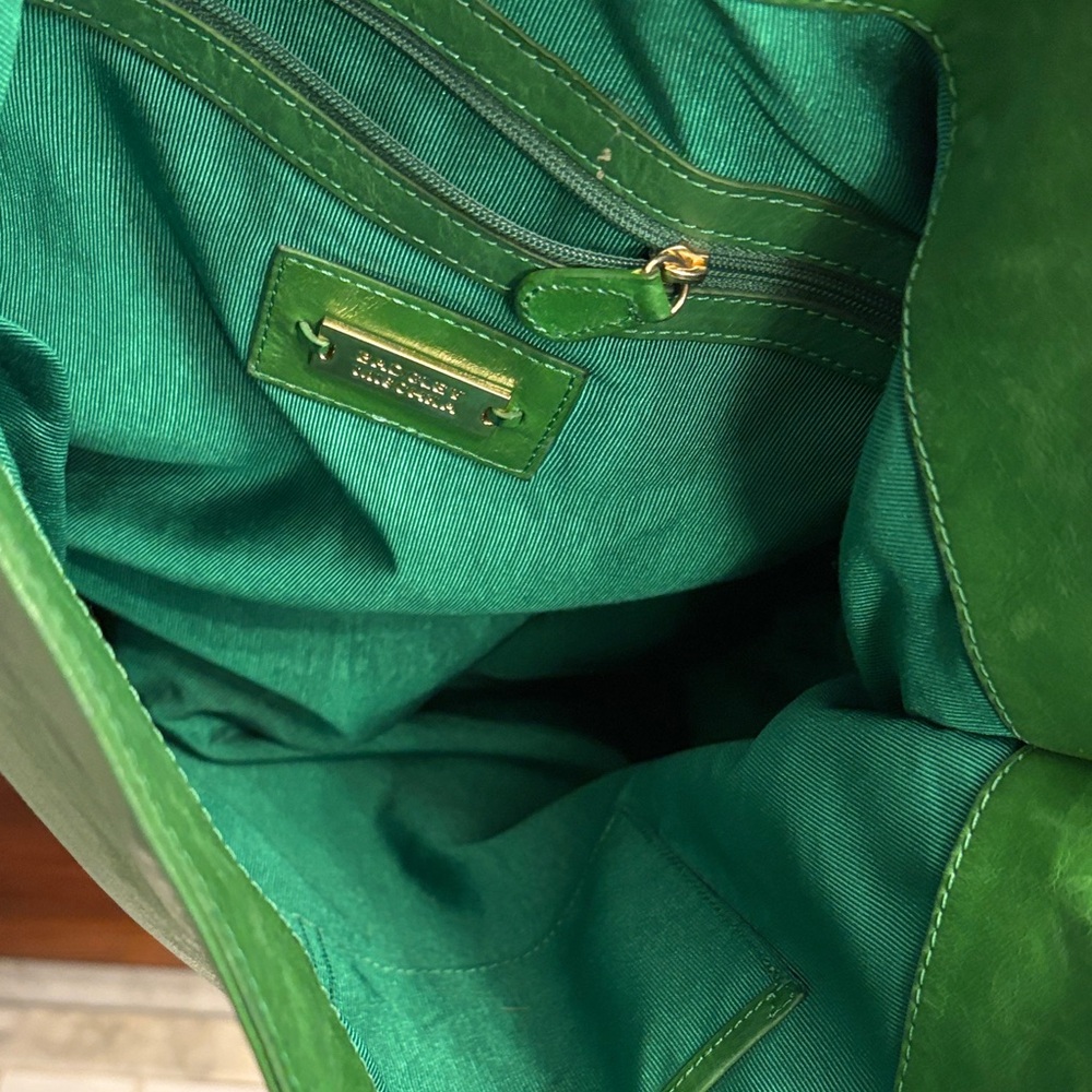 Badgley Mischka Green Leather Oversized Tote/Hobo bag - Picture 6 of 6